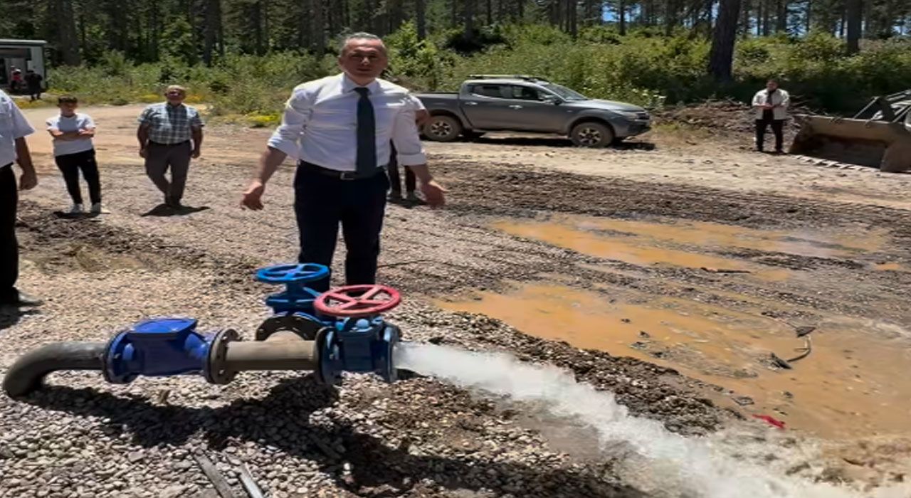Zorkun Yaylası'nda Su Şebekesi Hizmete Girdi: Başkan Çenet Vanayı Açtı