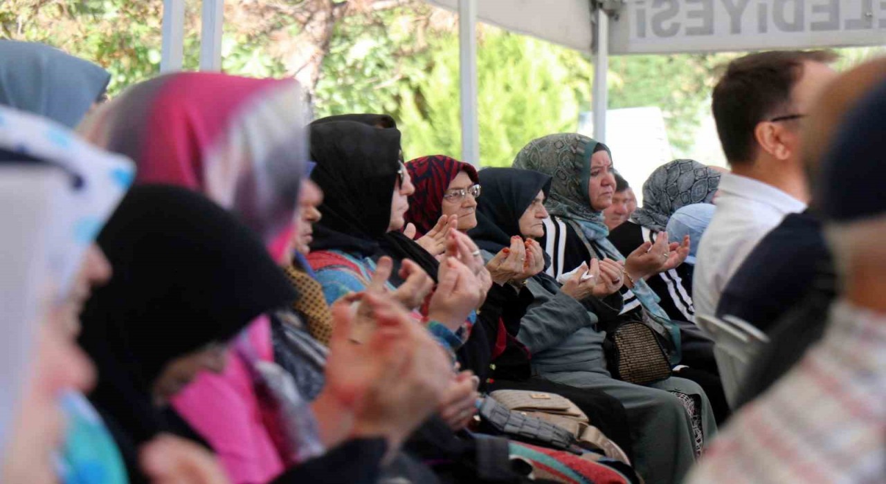 17 Ağustostan geriye kalan yürek burkan hikaye: Kardeşinin düğün davetiyesini vermek için gelmiş