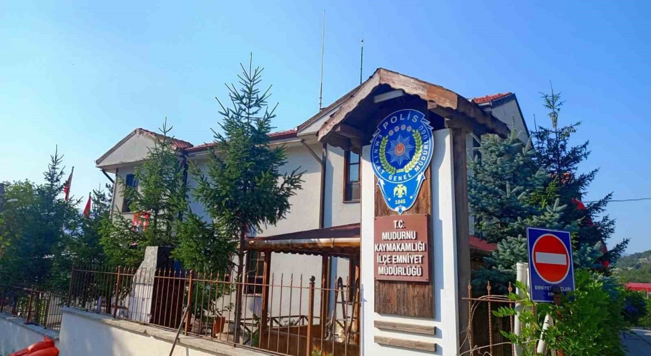 22 ay 15 gün hapis cezası bulunan kadın Mudurnuda yakalandı