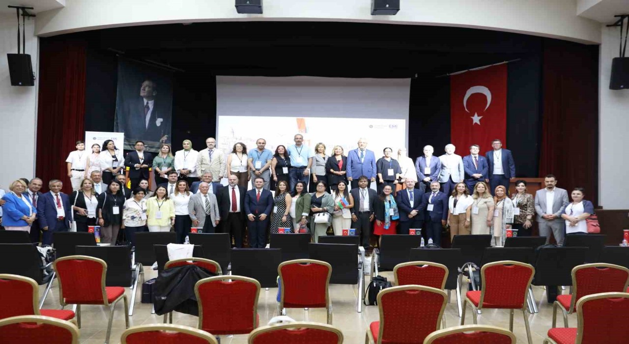 28 ülkeden 500 akademisyen İstanbulda buluştu