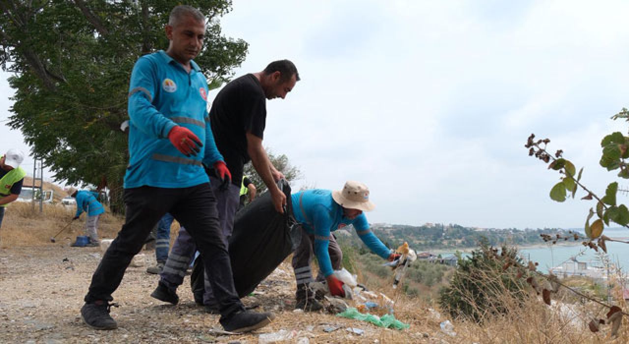 Adana Büyükşehir Belediyesi'nden Sarıçam ve Seyhan’da Temizlik Seferberliği
