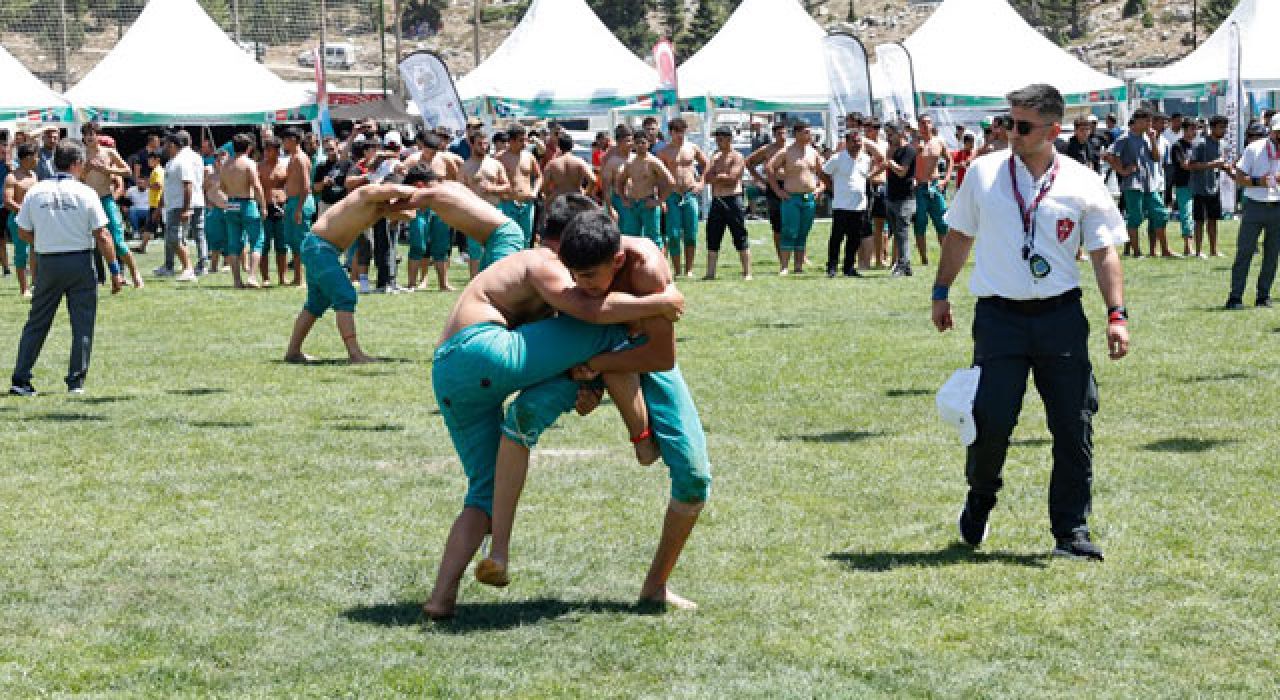 Adana’da 540. Geleneksel Kızıldağ Karakucak Güreşleri Başladı