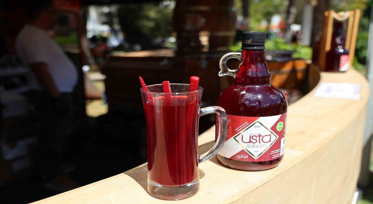 Adananın tescilli lezzeti şalgam, dünya sahnesinde: Büyük Usta &amp; Serfressh WorldFood İstanbulda