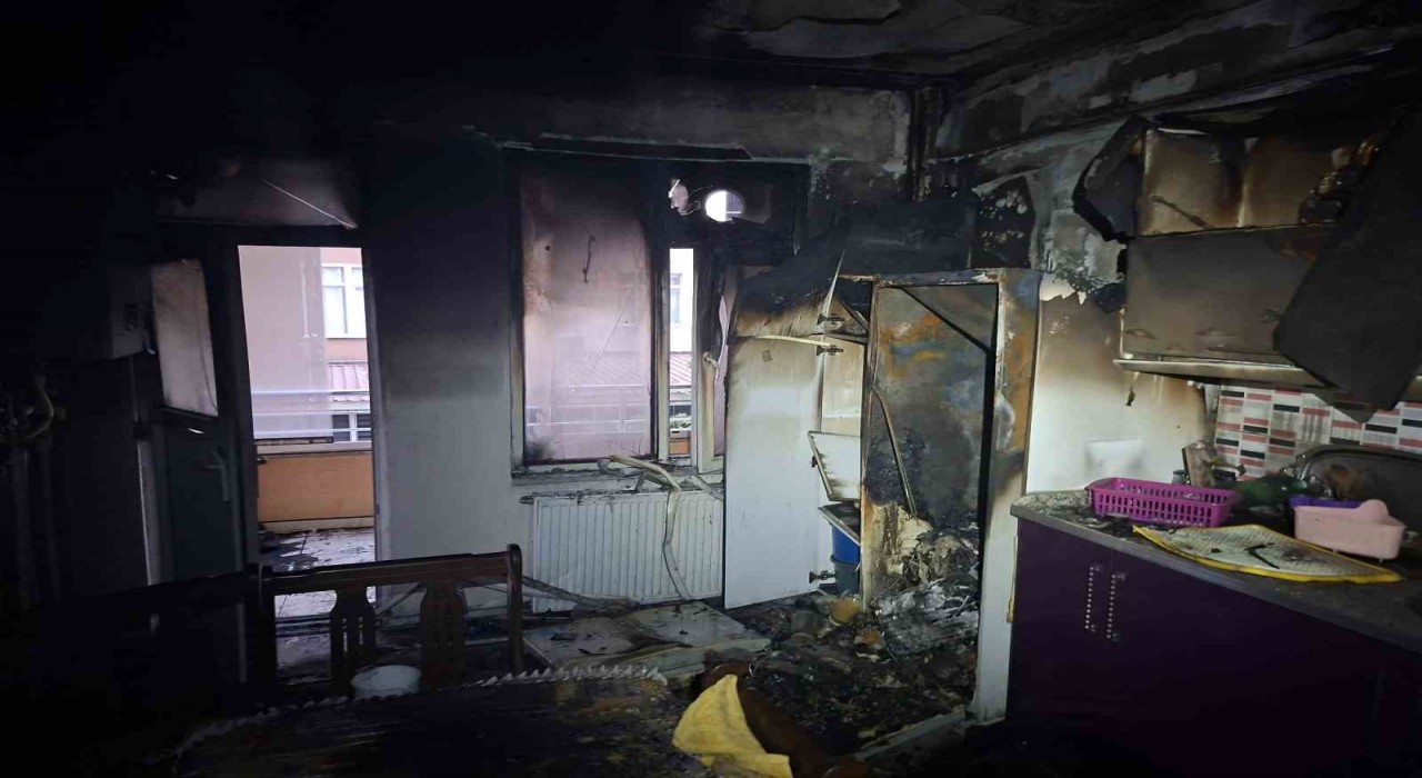 Ağrıda binadaki patlama paniğe neden oldu