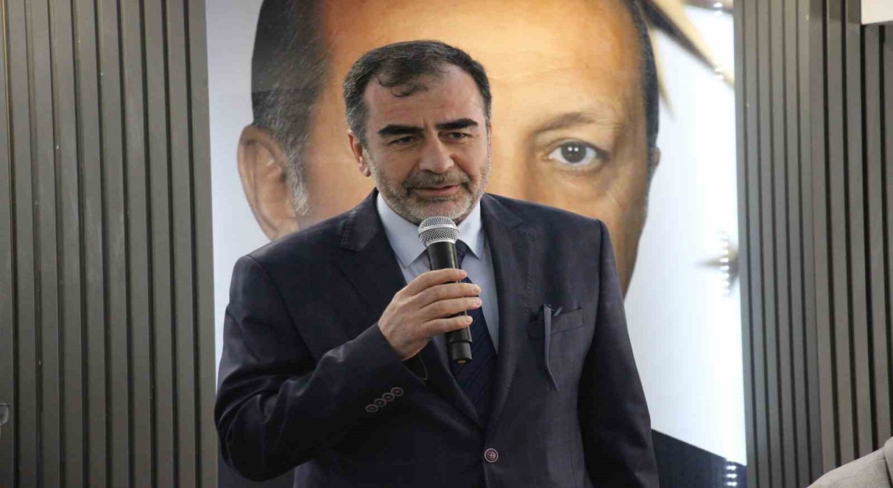AK Parti İl Başkanı Erdem: Ailemize katılmasından büyük bir memnuniyet duyuyoruz