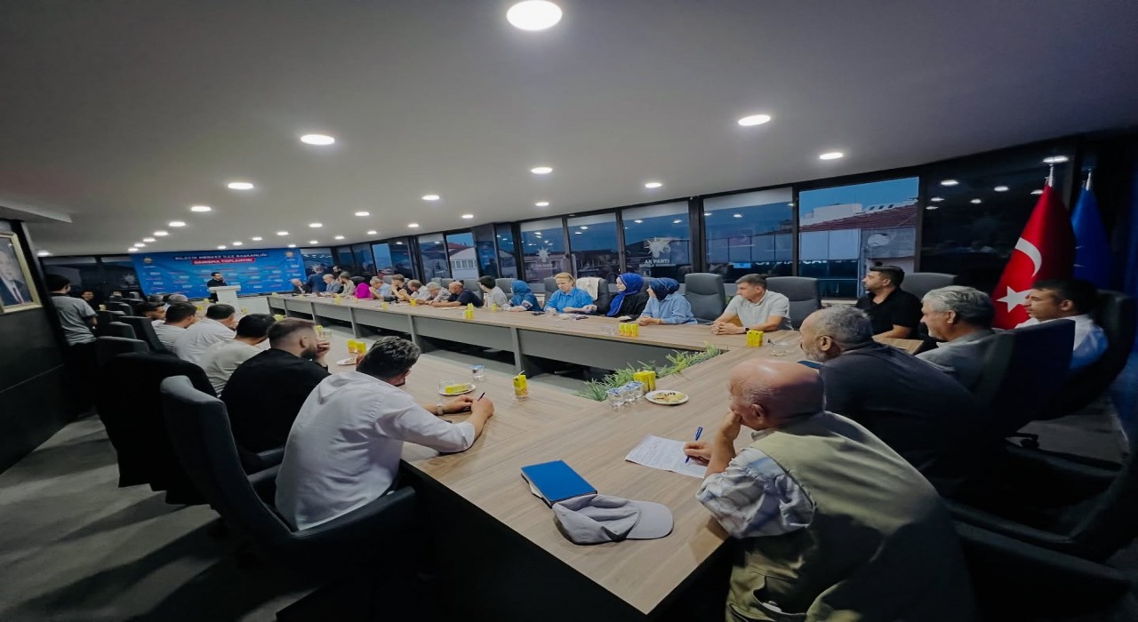 AK Partide yol haritası belirlendi