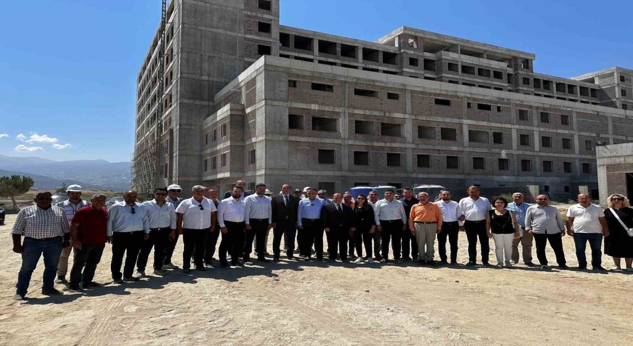 AK Partili Baybatur: 400 Yataklı Hastanemize İsmail Bilen Milletvekilimizin adı verilecek