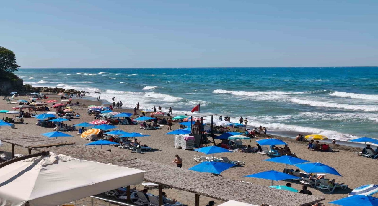 Akçakocada denize girilmemesi kararı alındı