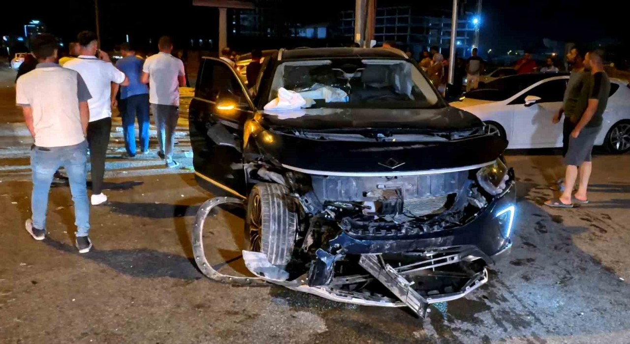 Aksarayda iki araç çarpıştı: 7 yaralı