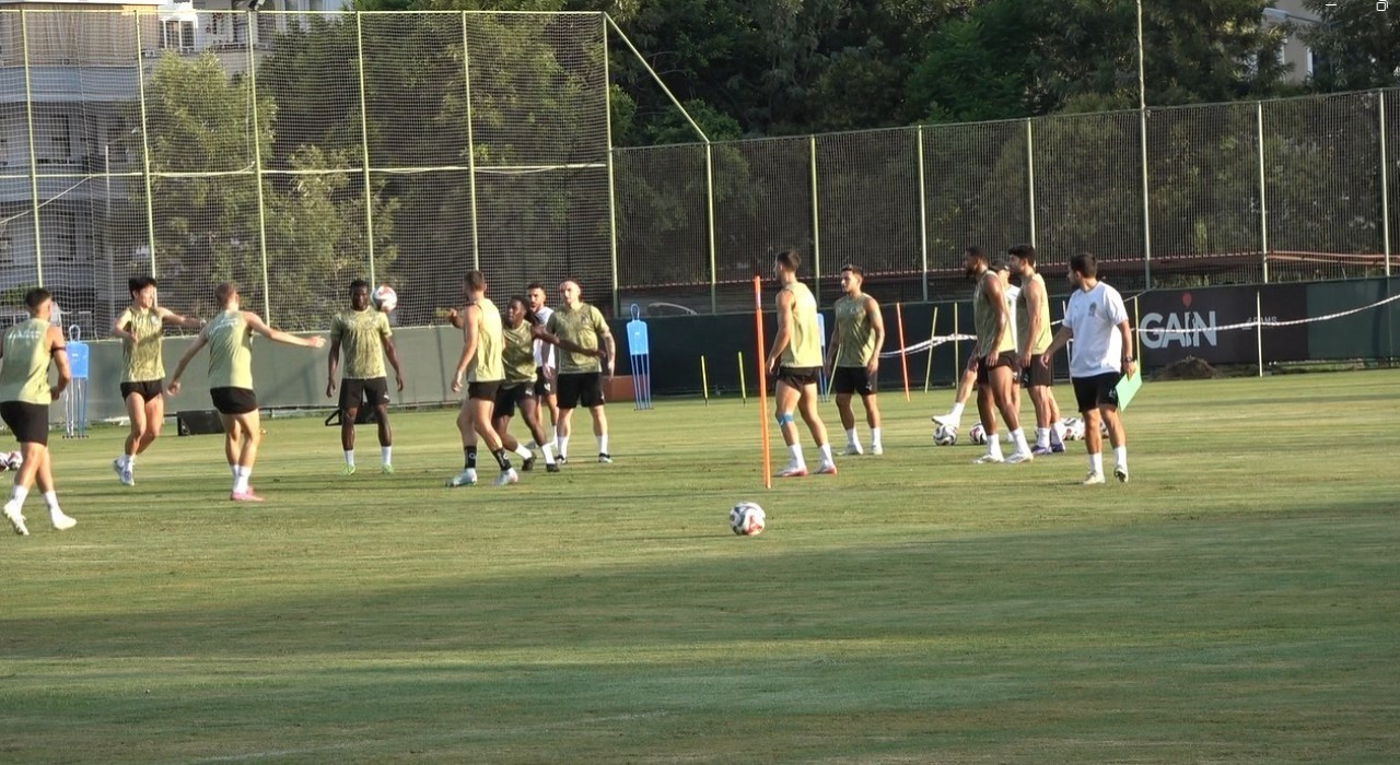 Alanyaspor, ligin ilk maçına hazır