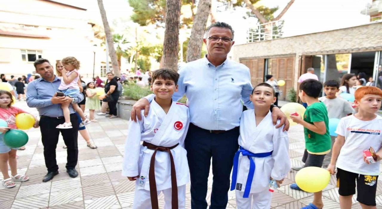 Alaşehir Belediyesi rekora koştu