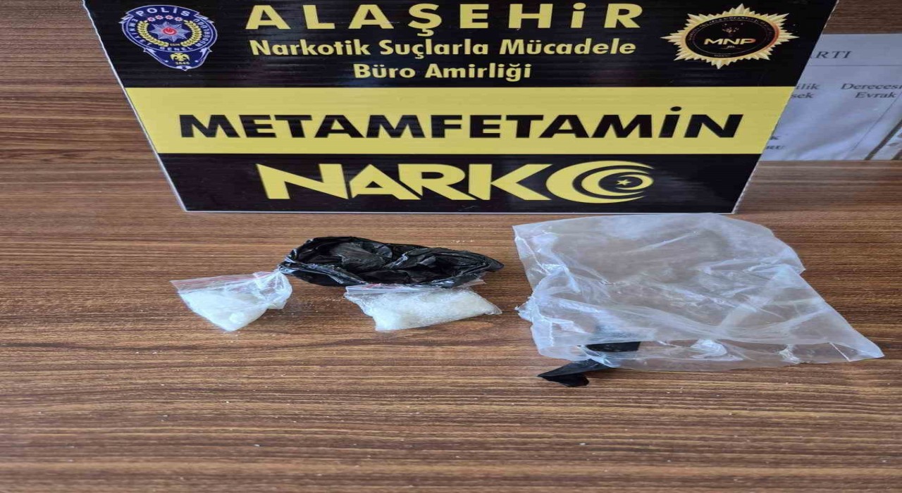 Alaşehirde uyuşturucu tacirlerine geçit yok