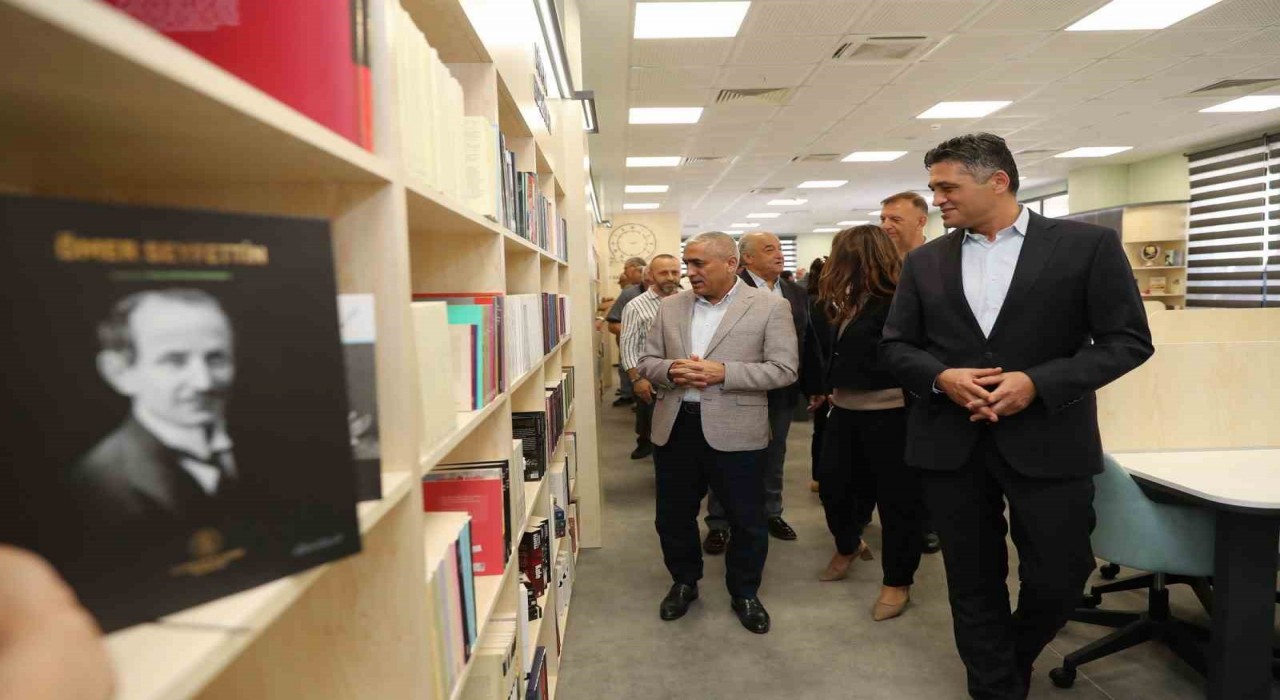 Aliağada Aziz Sancar Kütüphanesi hizmete açıldı