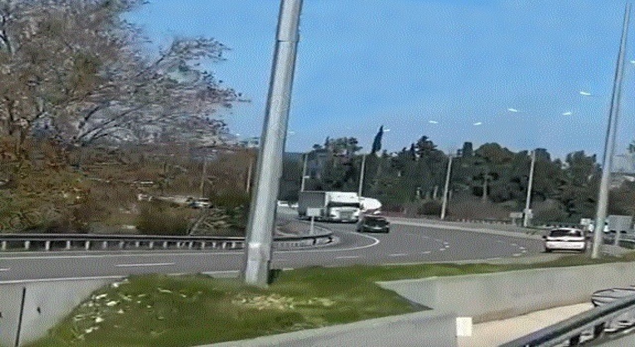 Ana yolda ters yönde ilerleyip dirift atan sürücülere ceza yağdı