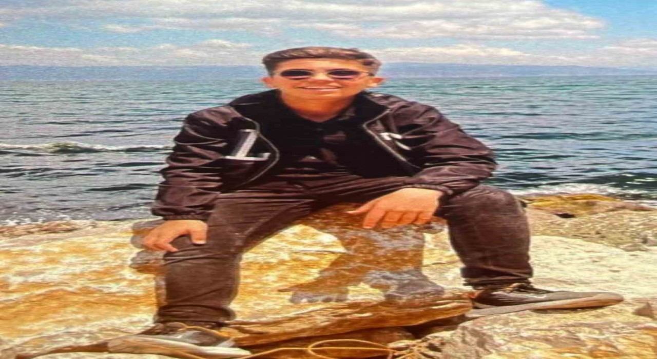 Ankarada motosiklet otomobille çarpıştı: 1 ölü, 1 ağır yaralı