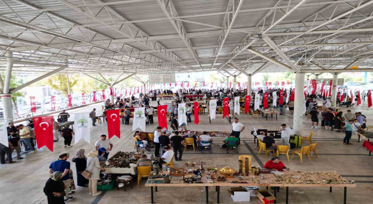 Antika tutkunları Şehitkamilde buluştu