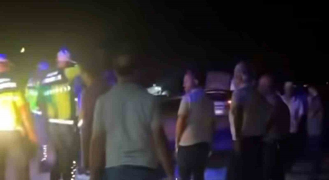 Arabanda yolun karşısına geçmeye çalışan yayaya otomobil çarptı: 1 ölü