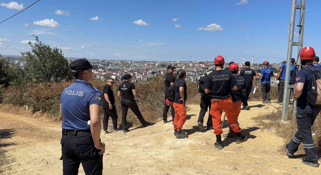 Arnavutköyde kaybolan Alzheimer hastası yaşlı adamı arama çalışmaları 11inci gününde sürüyor