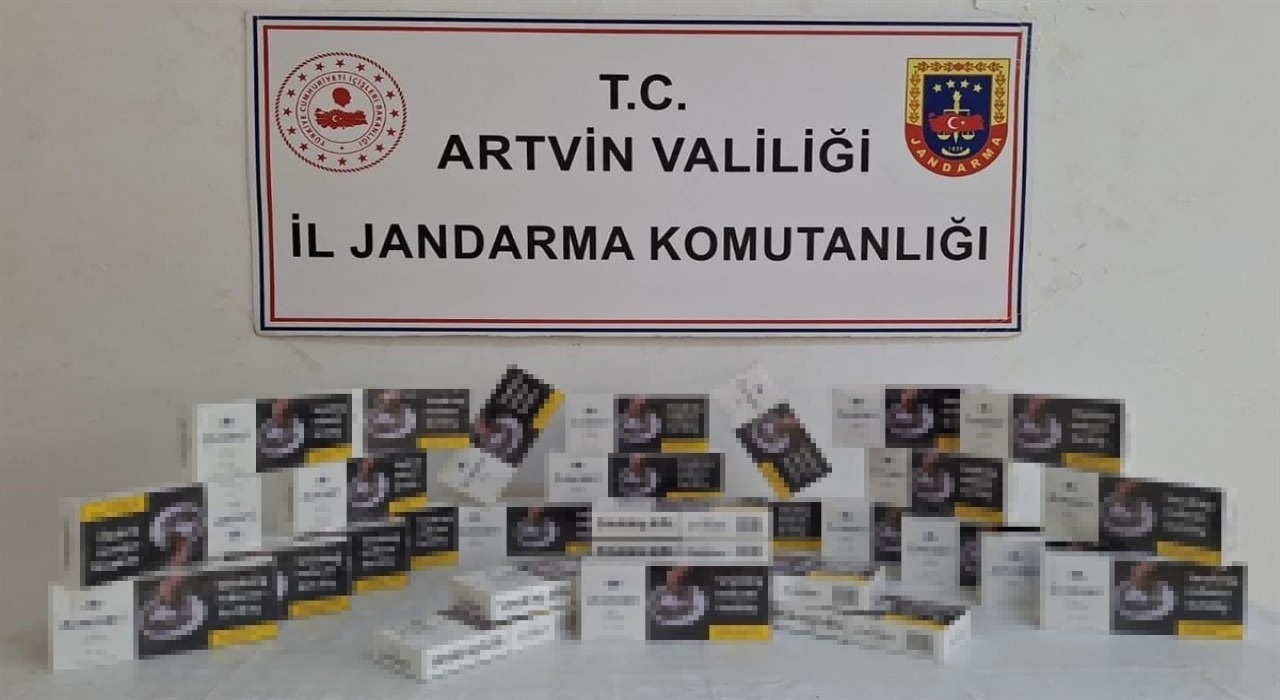 Artvinde jandarmadan kaçakçılık operasyonu: 9 gözaltı