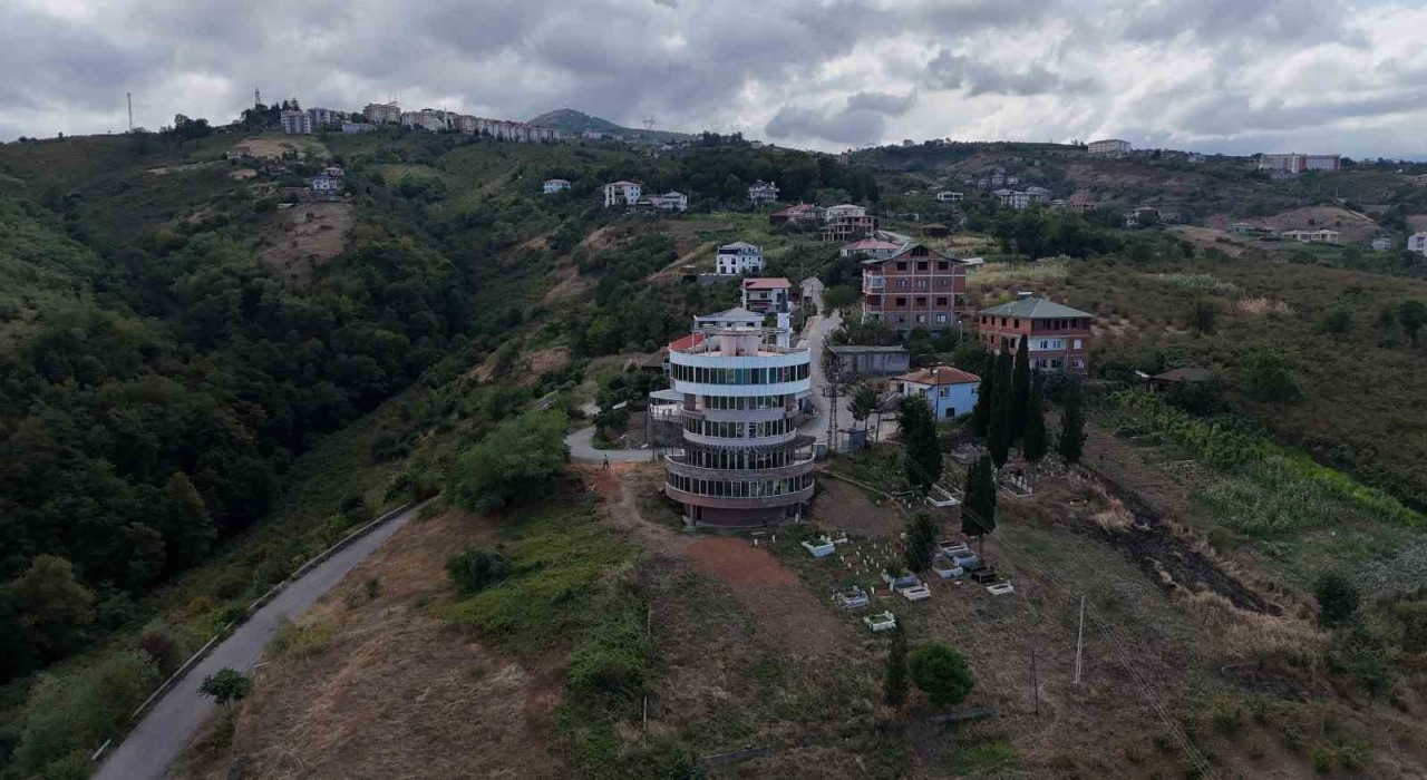 Atıl durumda bulunan bina Alzheimer Gündüz Bakımevi olarak hizmet verecek