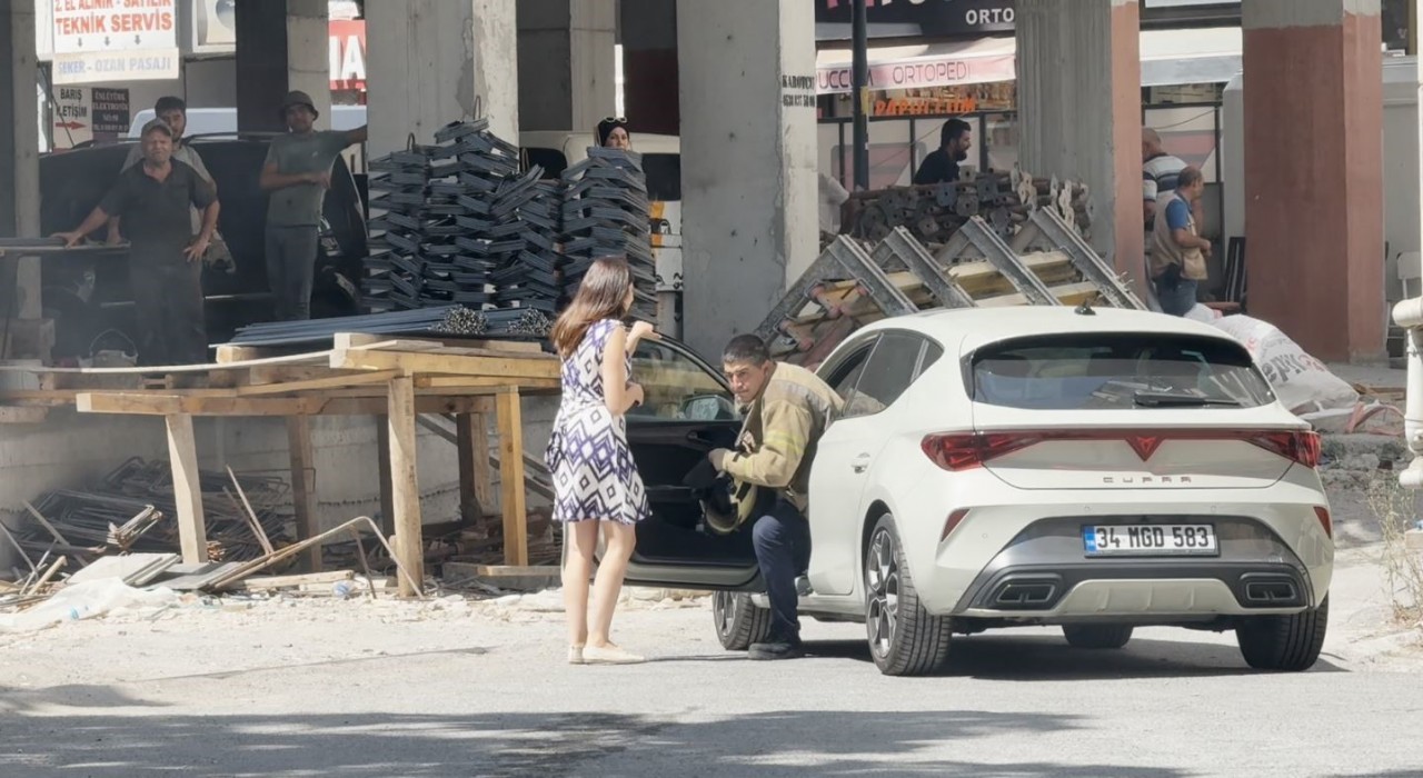Avcılarda BEDAŞ trafosu yandı mahalleli büyük panik yaşadı