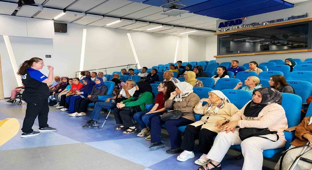 Avrupa Birliği destekli farkıMda mısın? projesinin eğitimleri devam ediyor