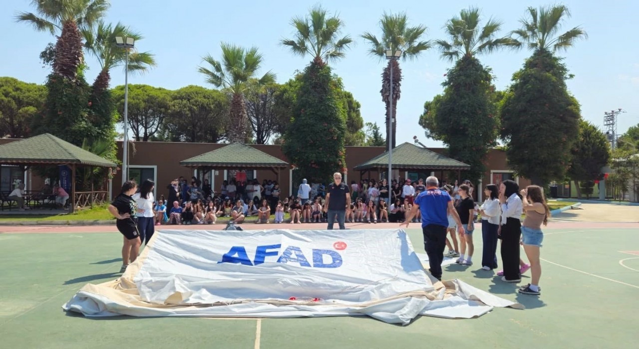 Aydında gençlere afet eğitimi verildi