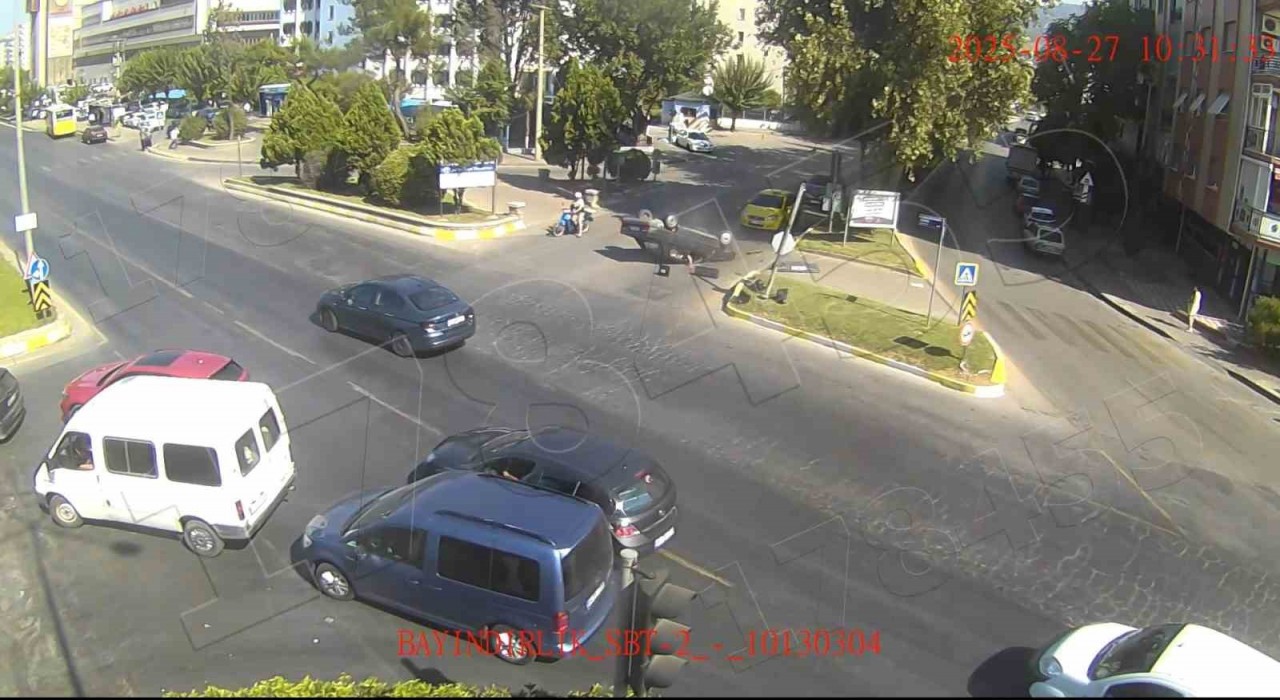 Aydındaki kazanın görüntüleri kameraya yansıdı