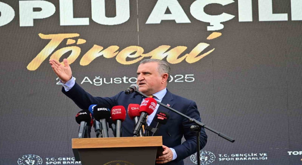 Bakan Bak: Türkiye bir spor devrimi yaşamaktadır