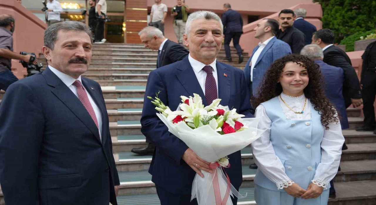 Bakan Bolat Samsunda