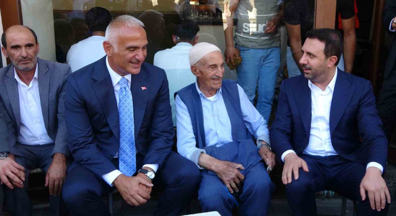 Bakan Ersoy: Topyekûn bir kalkınma hamlesini hayata geçirmeye kararlıyız