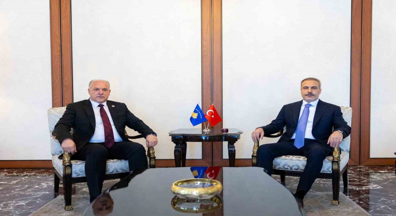 Bakan Fidan, Kosova Demokratik Türk Partisi Genel Başkanı ve Bölgesel Kalkınma Bakanı Damkayı kabul etti