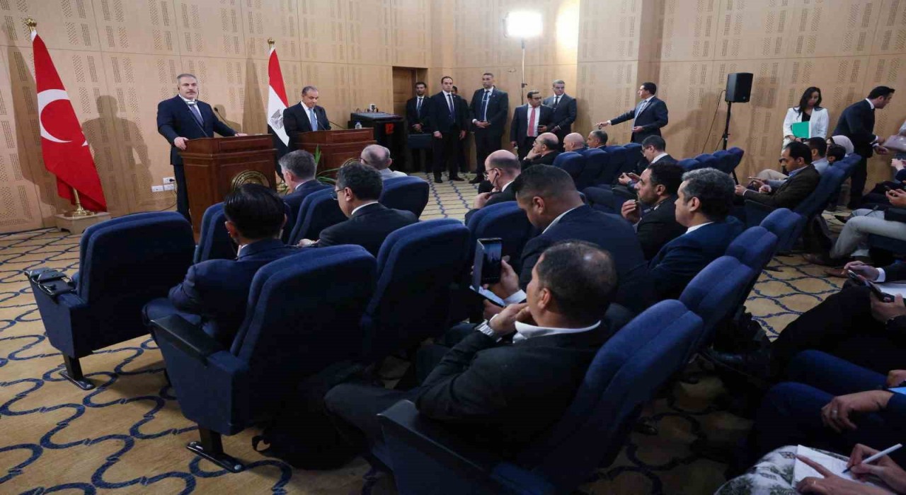 Bakan Fidan: Zalim, zulmüyle beraber tarihten silinecektir. Bunun Netanyahunun da başına geldiğini göreceksiniz