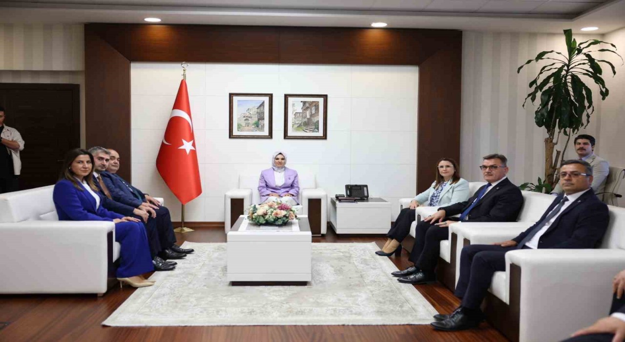 Bakan Göktaş, Sosyal politikalarımızı ‘kimseyi geride bırakmama ilkesiyle gerçekleştiriyoruz