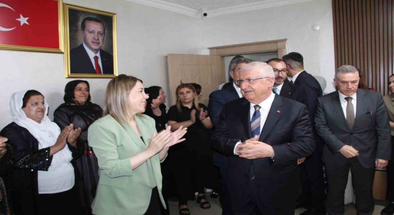 Bakan Güler, Uzun yıllardır milletimizin başına bela olan teröre karşı yürüttüğümüz kapsamlı mücadele, bugün yeni bir safhaya ulaşmıştır