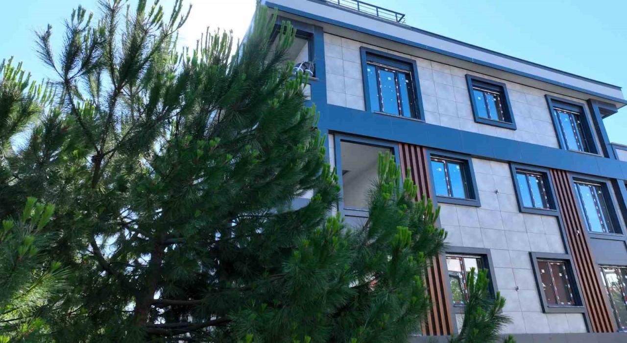 Bakan Kurum: Sağlam, güvenli yuvalar hayal değil