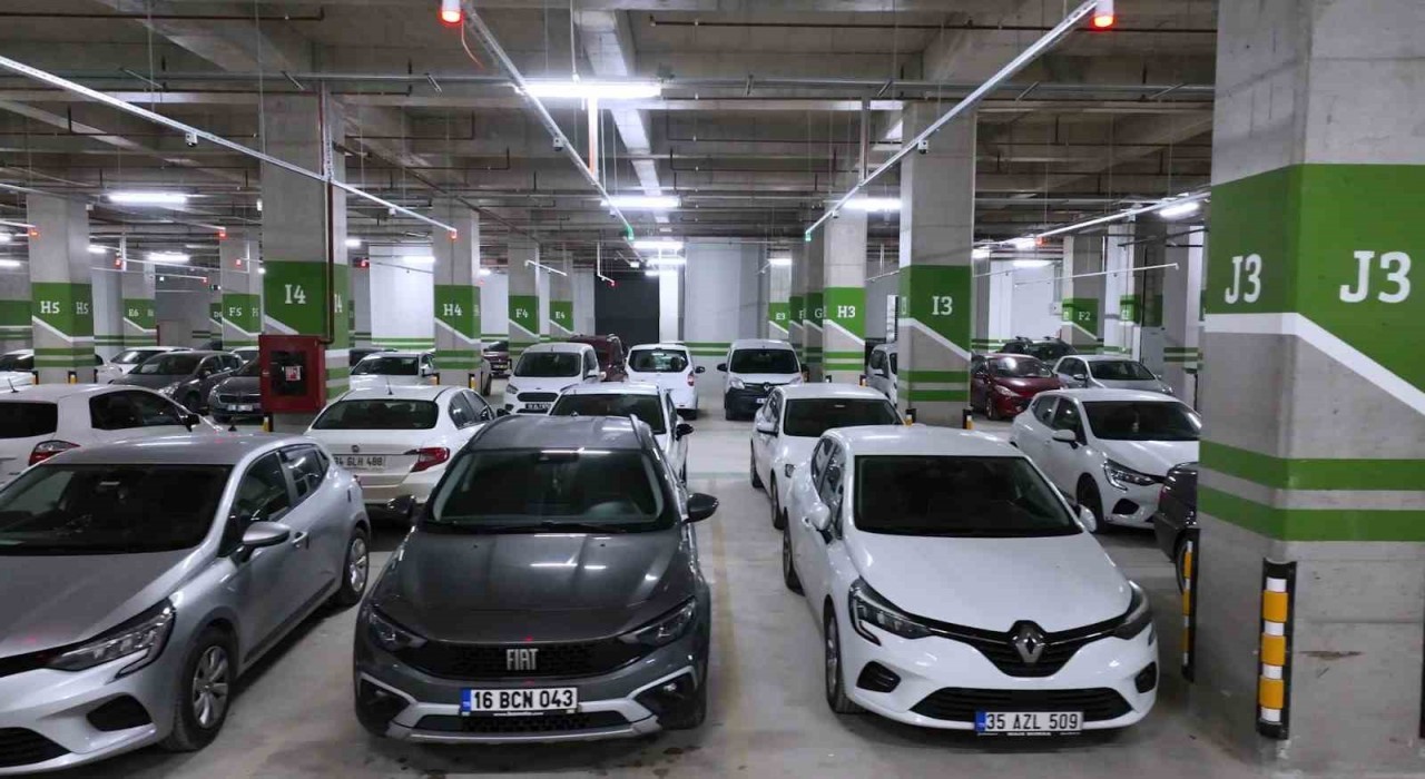 Bakan Kurum: Vatandaşlarımıza hayatı kolaylaştırmak için şehirlerimize yeni alanlar açıyoruz