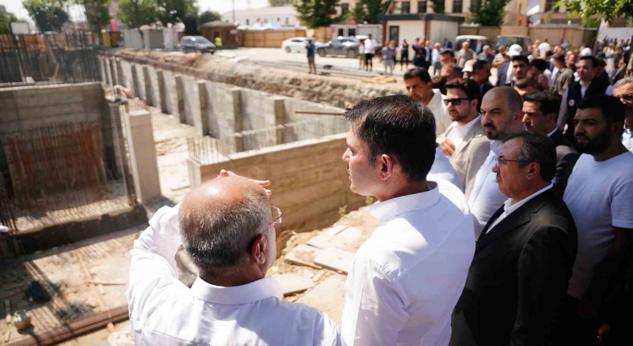 Bakan Kurumdan Bakırcılar Çarşısında ‘24 saat mesai paylaşımı