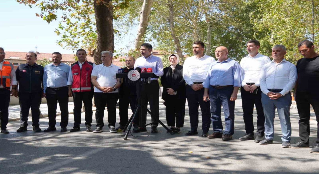 Bakan Kurumdan Sındırgı depremi sonrası önemli açıklamalar