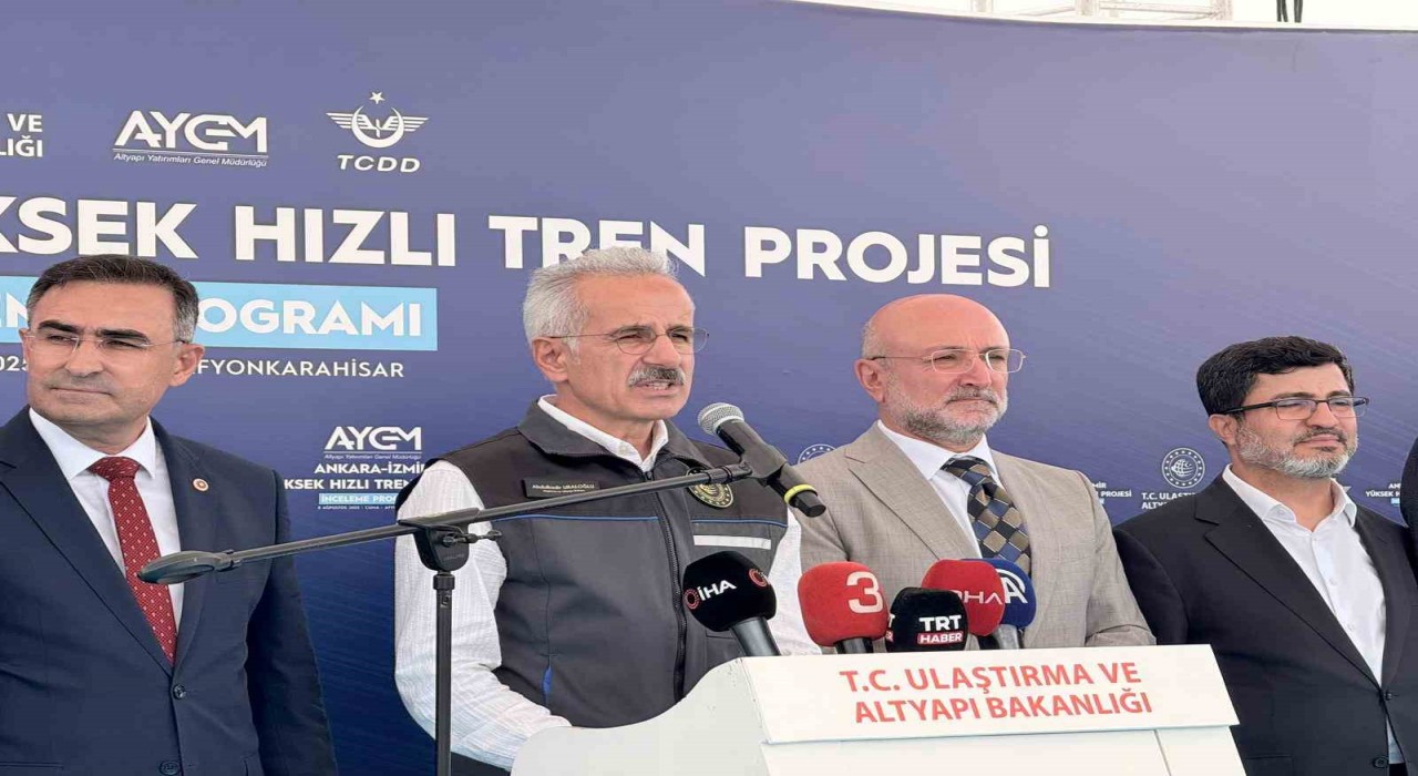 Bakan Uraloğlu: Yaklaşık 11,5 milyon insanımız hızlı tren konforuna kavuşacak
