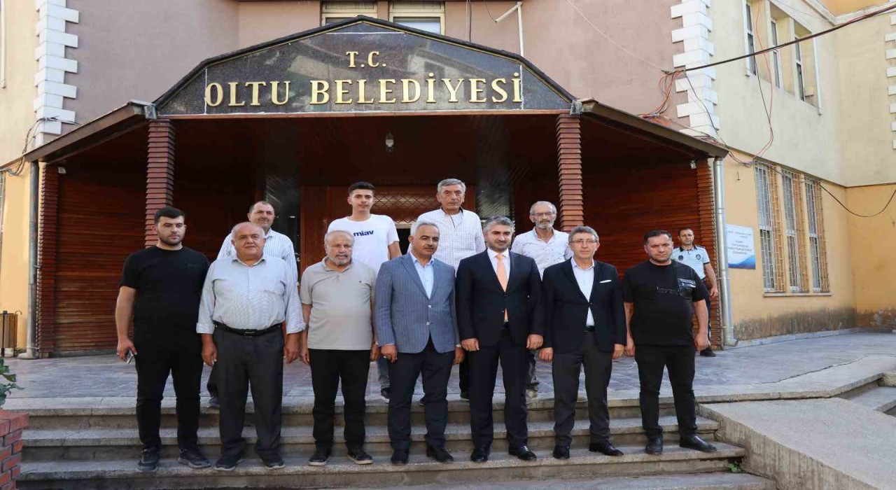 Bakan Yardımcısı Tarıkdaroğlu Oltuda temaslarda bulundu