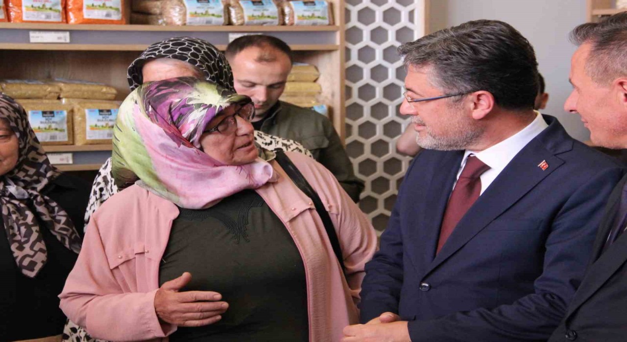 Bakan Yumaklıdan şap hastalığı açıklaması: Kırmızı et tedariğinde herhangi bir problem yok