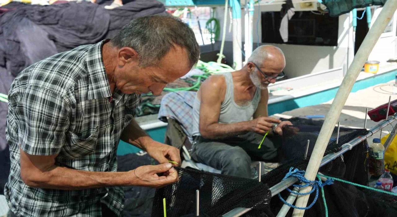 Balıkçılar Vira Bismillah demeye hazırlanıyor: Lüfer senesi olabilir