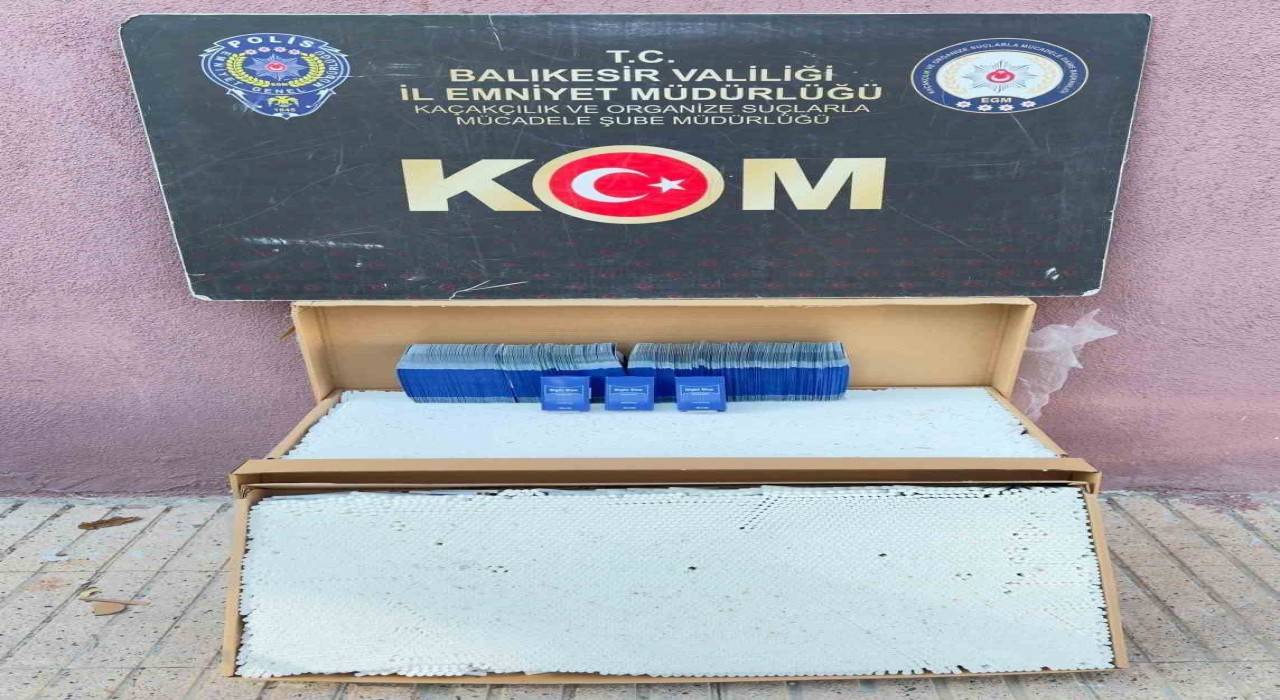 Balıkesirde kaçak tütün operasyonu; 2 şahsa gözaltı