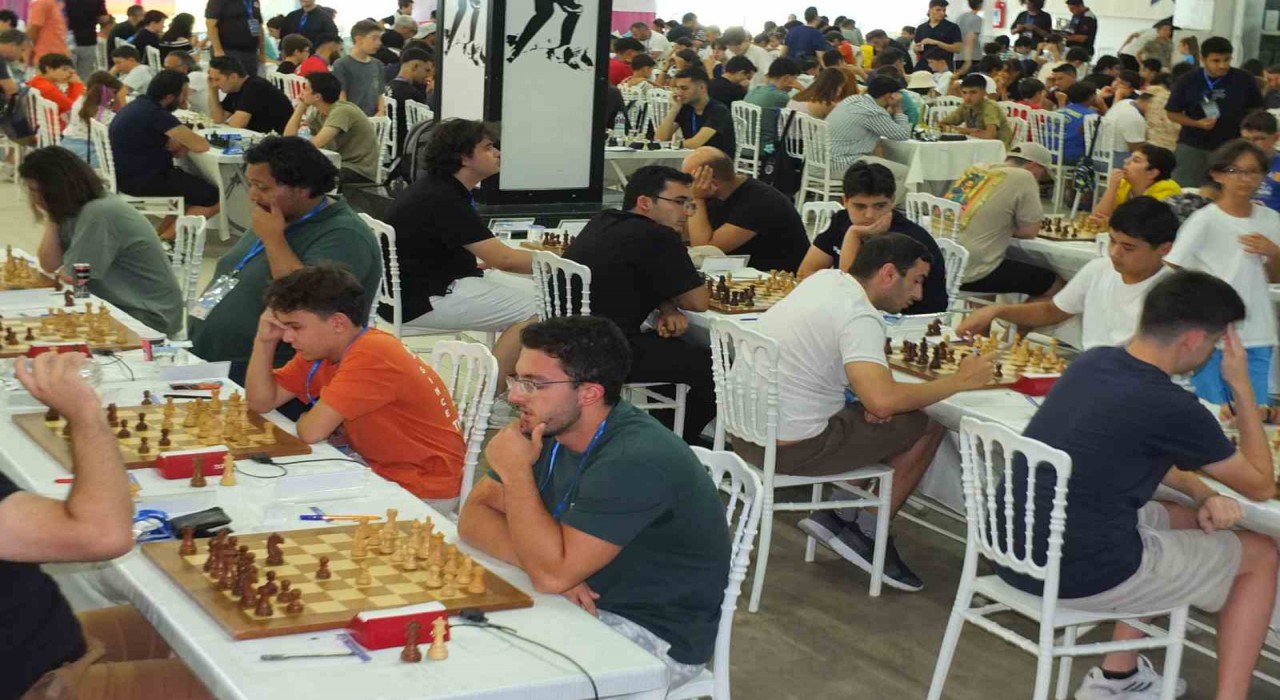 Balıkesirde uluslararası satranç heyecanı başladı