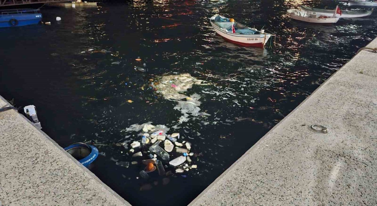 Bandırma limanında sessiz tehlike