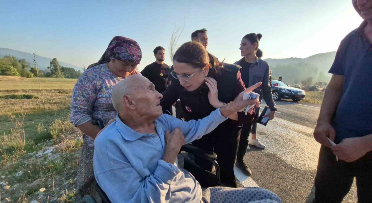 Bartındaki orman yangını kontrol altına alındı