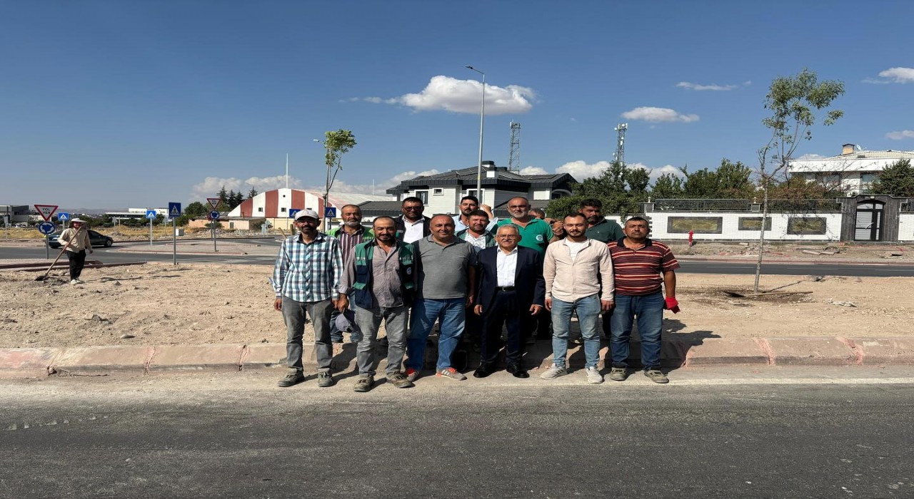 Başkan Büyükkılıç: Şehit Komandolar Caddesini hem daha konforlu hale getiriyoruz