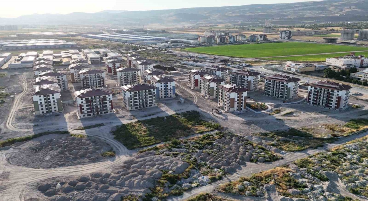 Başkan Büyükkılıçın Oruçreiste 3 milyar TLlik kentsel dönüşüm projesi hızla ilerliyor