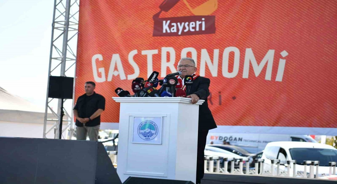 Başkan Büyükkılıçtan gastronomi şehri Kayseriyi tercih edecek öğrencilere burs ve istihdam müjdesi